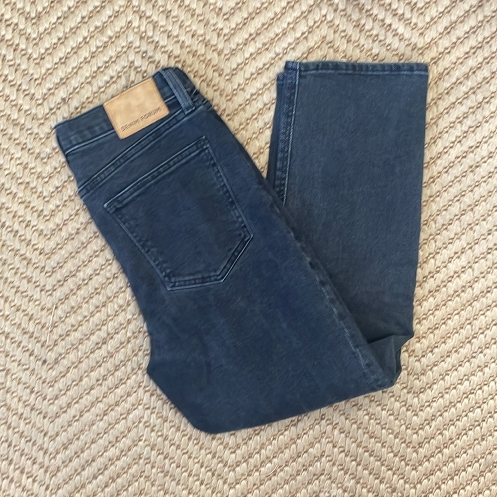 Aritzia - Denim Forum Alro High Rise Straight Black 26x27
